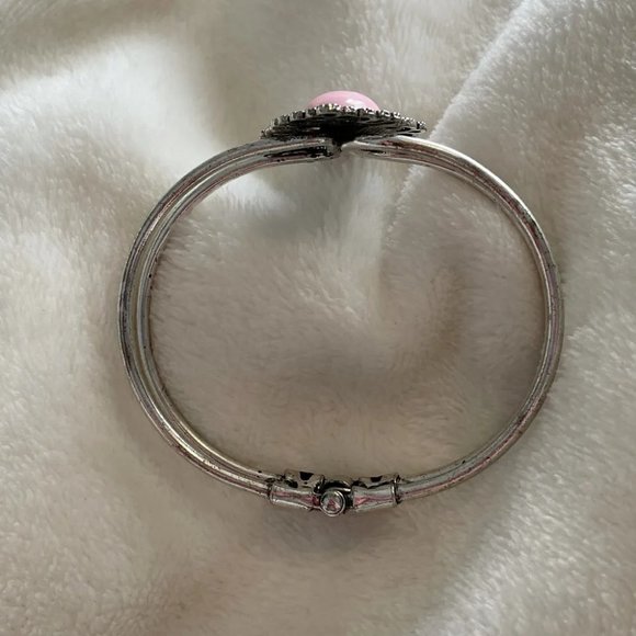 Vintage Pink Stone Silver Toned Hinged Bangle Bracelet - Picture 4 of 6
